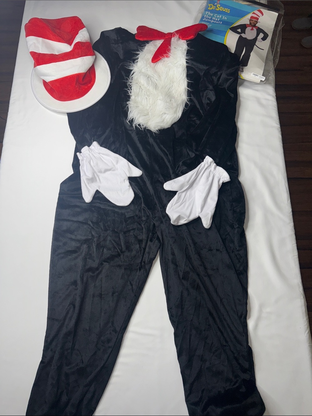 Dr. Seuss Cat In The Hat Costume Adult L/XL Complete Halloween Set